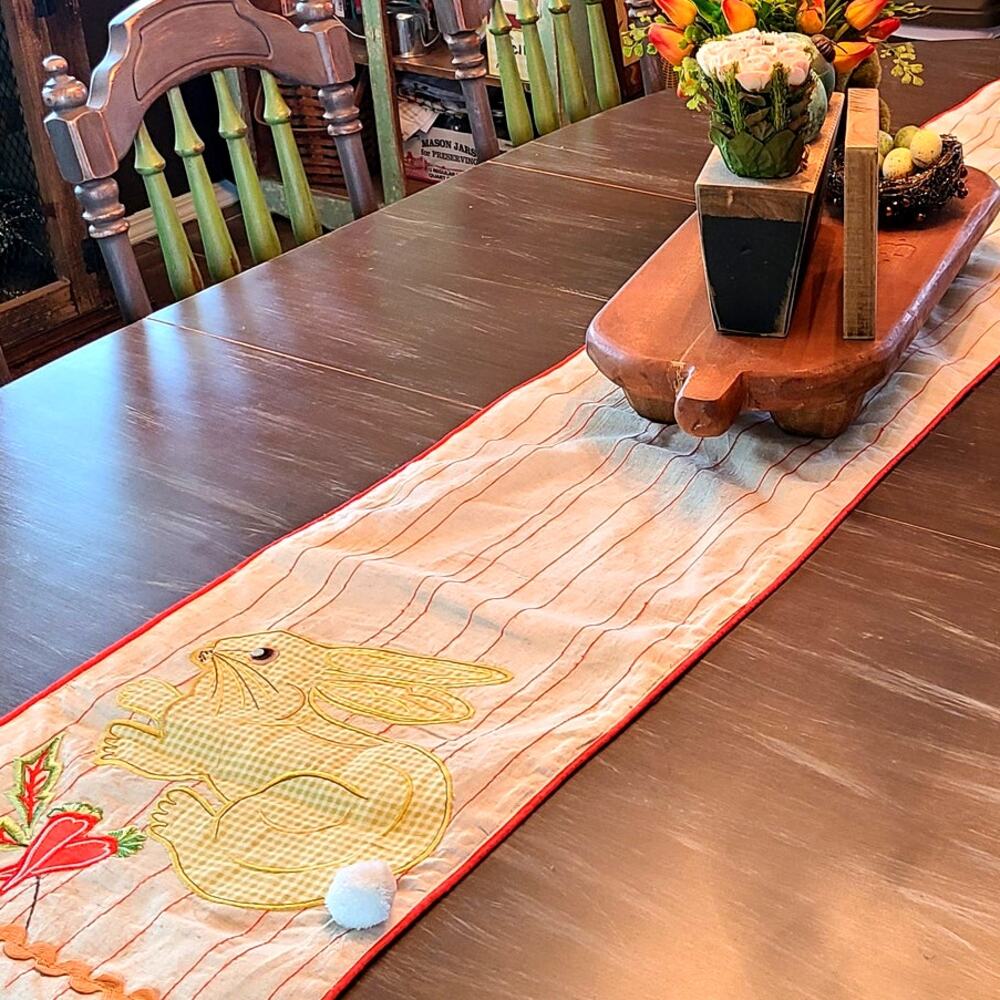 Pier 1 Easter Bunny Table Runner Yellow Gingham Pom Tail Carrots 13x72